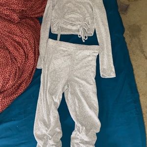 Cozy 2 pieces set from Madrag. reg pricing $43.18